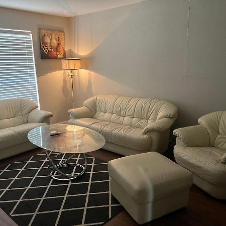 Lovely 1-Bedroom Townhome With Nice Amenities Houston Buitenkant foto