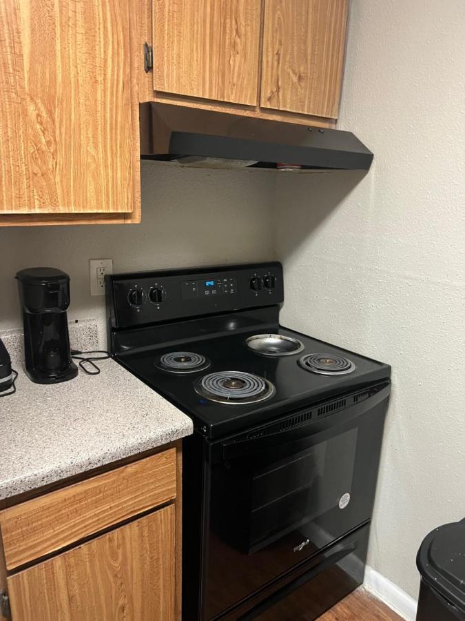 Lovely 1-Bedroom Townhome With Nice Amenities Houston Buitenkant foto